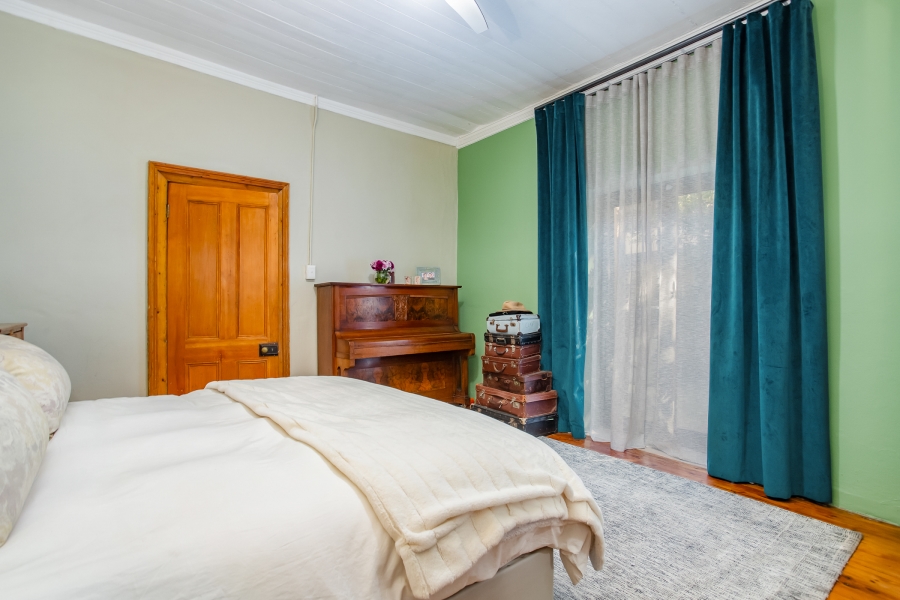 5 Bedroom Property for Sale in Bertville Western Cape